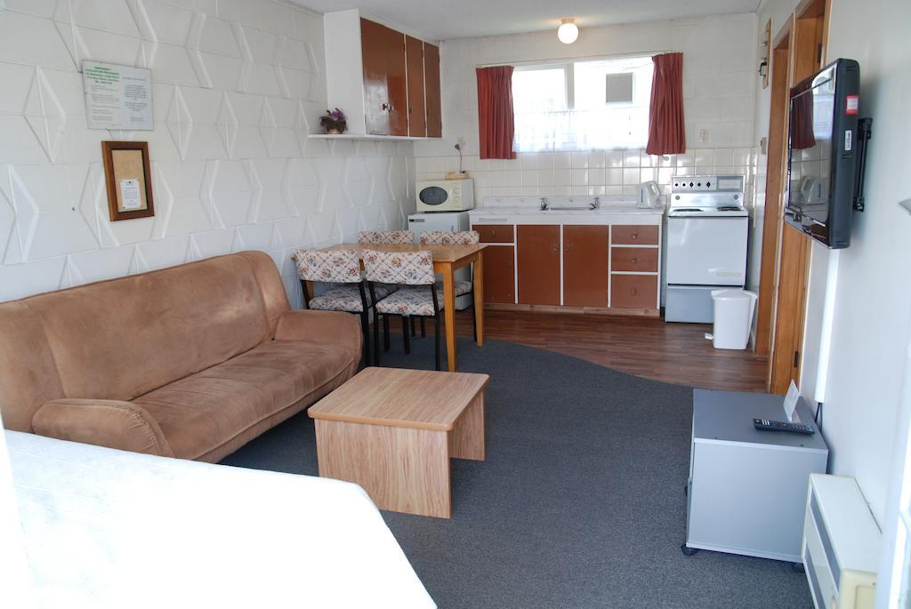 Manhattan Lodge Motel Hamilton Habitación foto